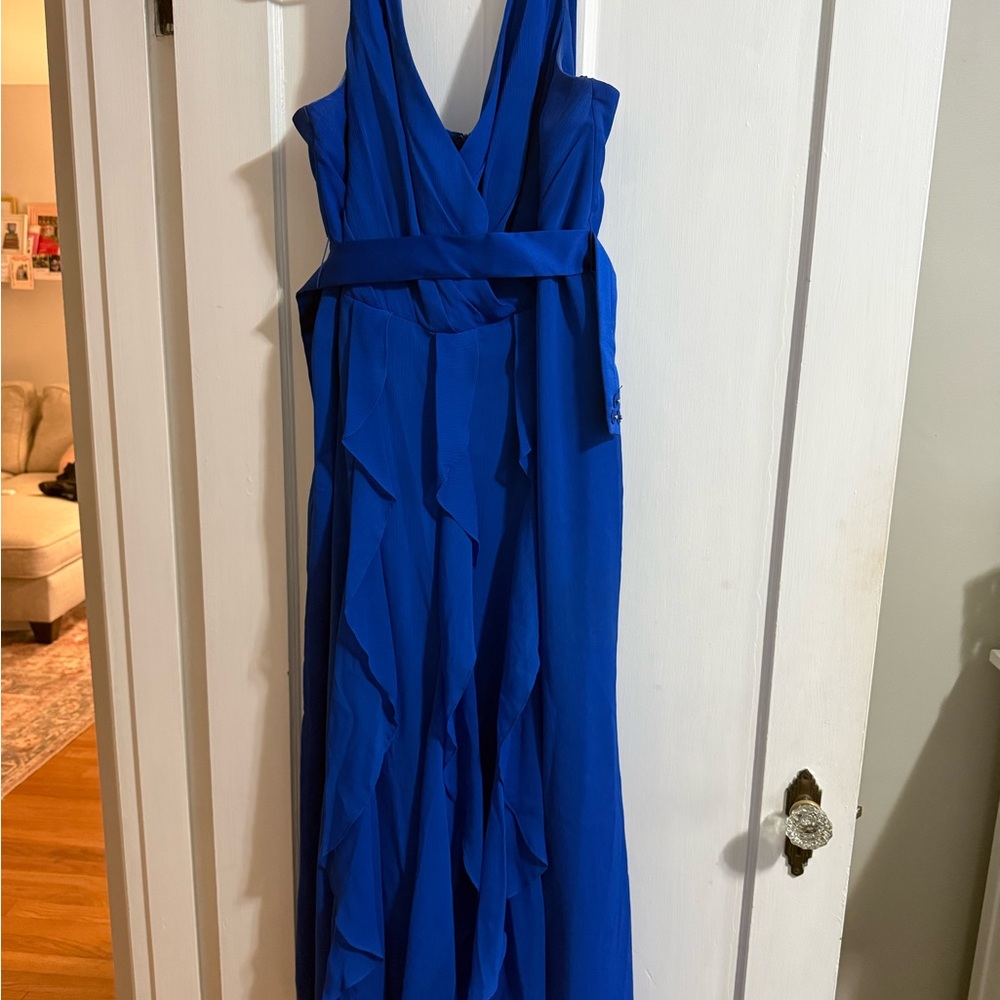 Elegant Blue Sleeveless Wedding Dress